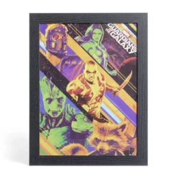 Affiche Gardiens de la Galaxie dans cadre bois noir 33,5x44,5xH1,5cm