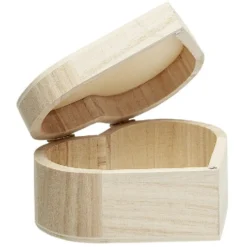 Boîte en bois avec fermoir 3 modèles