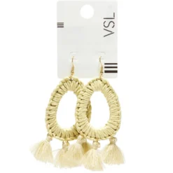 Boucles d'oreilles gouttes boutons 3 pompons embrasses macramé beige