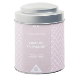Bougie parfumée pot métal gris et rose senteur fruit de la passion 26H