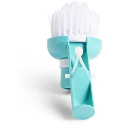 Brosse aspirateur pour coin de piscine