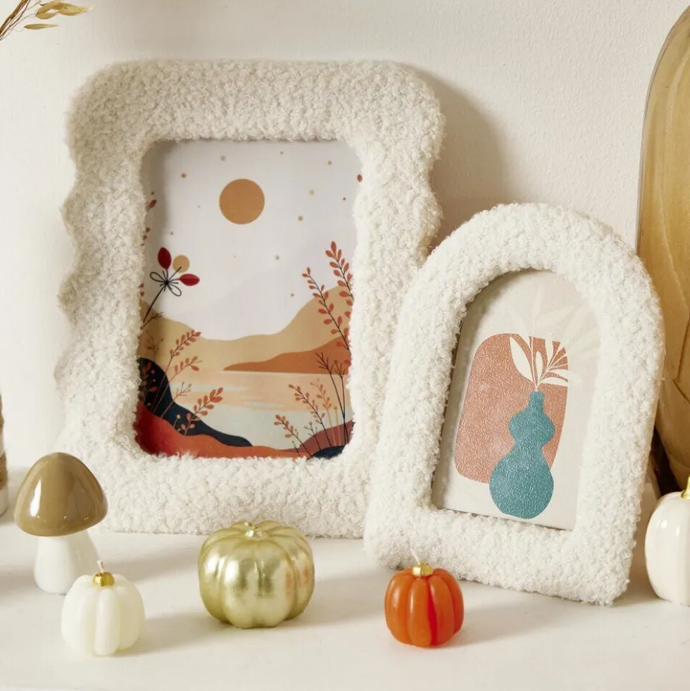 Cadre photo bord ondulé tissu bouclette blanc 20x30cm
