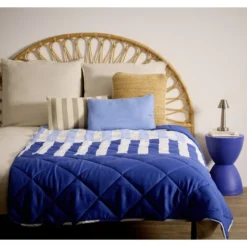 Couette légère 2 personnes imprimée polyester 220x240cm (2 modèles)
