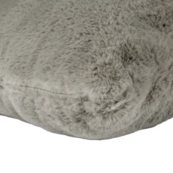 Coussin carré fausse fourrure 45x45cm (3 modèles)