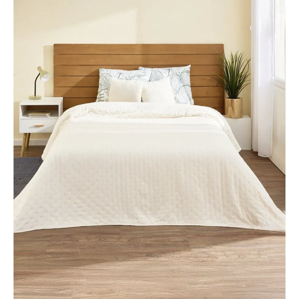 Couvre lit 2 personnes micro lavée beige 220x240cm