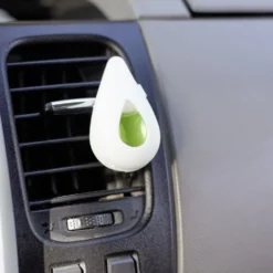 Désodorisant pour voiture forme goutte 2,5ml (3 modèles)
