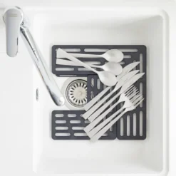 Égouttoir pour fond d'évier multifonction silicone gris 28,5x28,5xH5cm