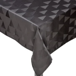 Nappe en tissu noir motif triangles