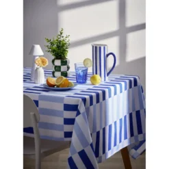 Nappe rectangulaire polyester bayadère carreaux bleus et blancs 150x250cm