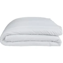 Pack couette polyester 240x220cm et 2 oreillers