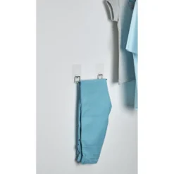 Porte pantalon autoadhésif