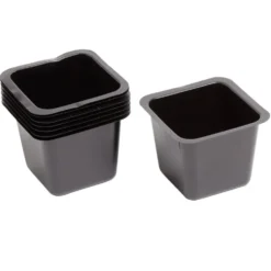 Pot carré plastique noir pour semis x8