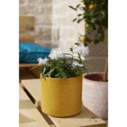 Pot de fleur jaune motif nid d'abeille Capri Ø13,5x12,3cm 1,29L