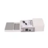 Range couteau gris et blanc