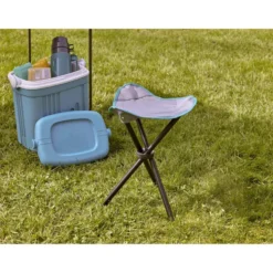 Tabouret trépied pliant