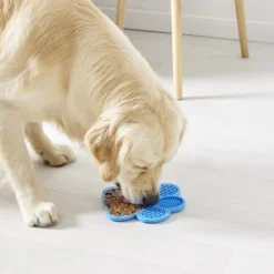 Tapis de léchage pour animaux forme patte de chien silicone bleu 18x18cm