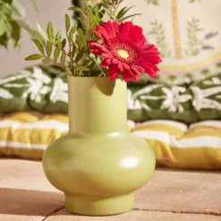 Vase arrondi contemporain métal vert Ø13xH15cm